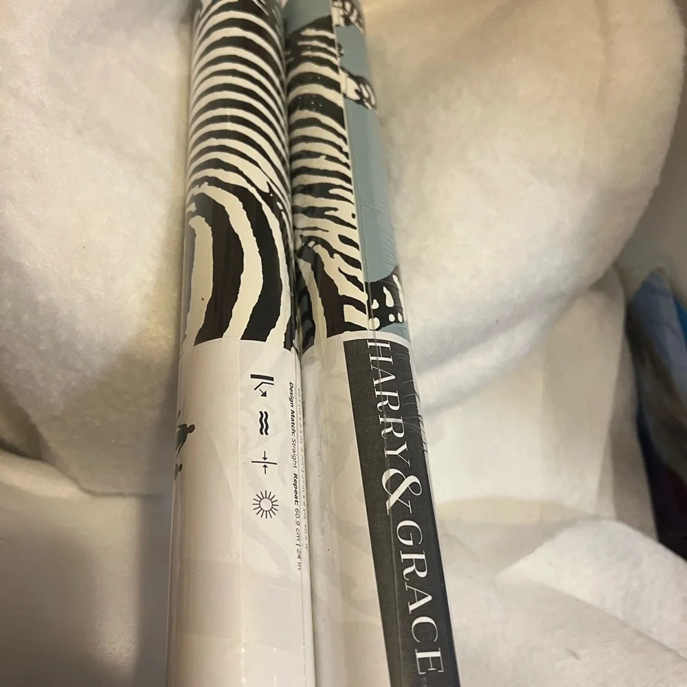 NWT Peel and stick wallpaper